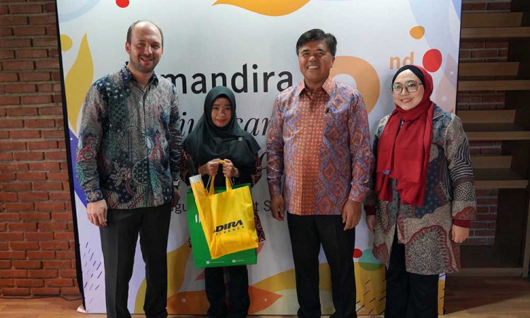 Manulife Indonesia dan Adira Finance Rayakan Ulang Tahun ke-2 Produk Amandira