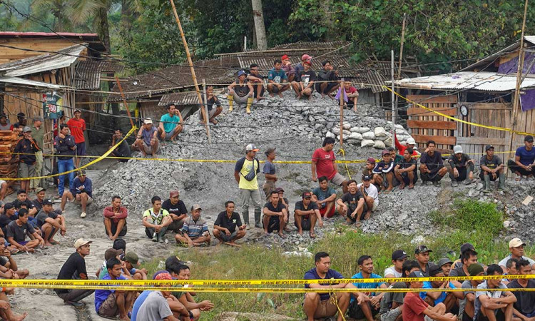 Pembokaran Tambang Emas Ilegal di Banyumas