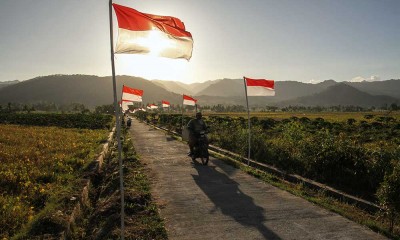 Pemasangan 78 Bendera Merah Putih di Kulonprogo Yogyakarta