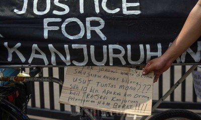 Suporter Arema Malang Bersepeda ke Jakarta Untuk Meminta Keadilan Atas Tragedi Stadion Kanjuruhan