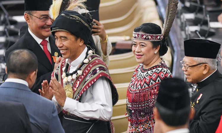 Presiden Jokowi Pakai Baju Adat Tanimbar Maluku Saat Sampaikan Pidato Kenegaraan di Sidang Tahunan MPR