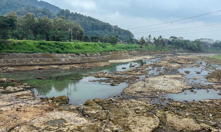 Aliran Sungai Citanduy di Kota Banjar Mulai Surut Karena Musim Kemarau