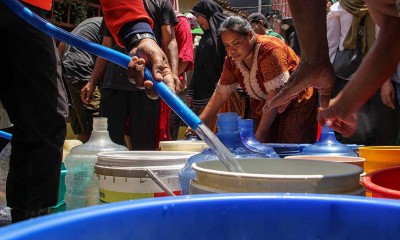 Penyaluran Air Bersih ke Warga Yang Terdampak Kekeringan di Makassar