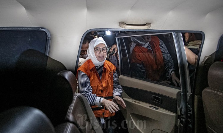KPK Tahan Mantan Dirut Pertamina Karen Agustiawan