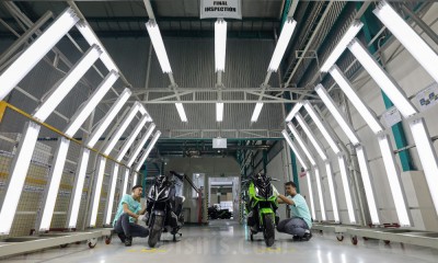 Penerapan Industri 4.0 di Pabrik Sepeda Motor Lisrik Alva