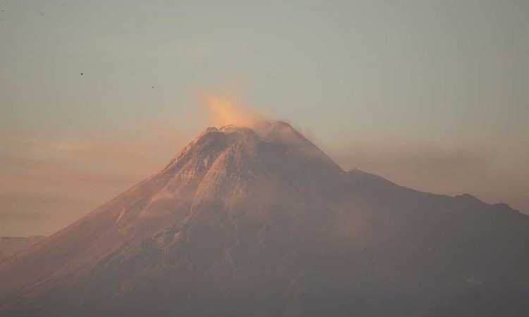 Perubahan Bentuk Kubah Lava Gunung Merapi