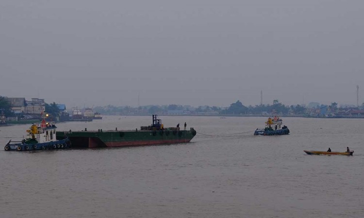 Kabut Asap Menyelimuti Kota Pontianak