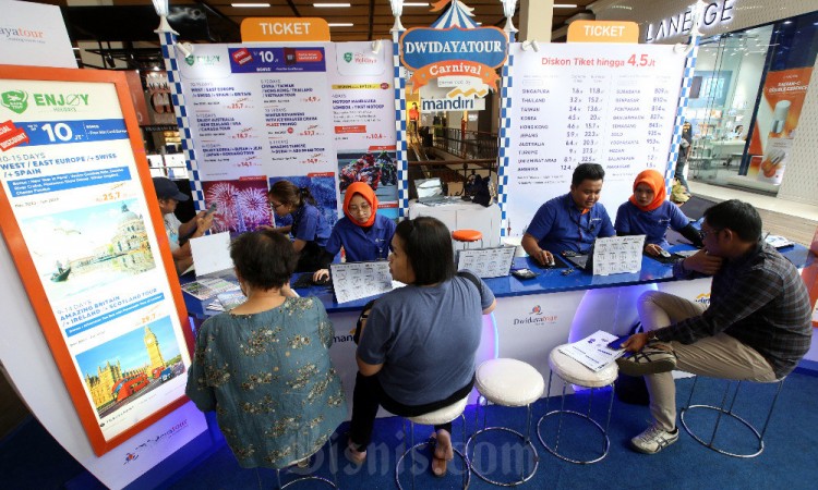 Bank Mandiri Hadirkan Promo Menarik Dalam Pameran Paket Wisata Dwidayatour Carnival di Bandung
