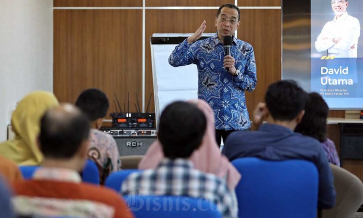 Dirut Kimia Farma Bagikan Pemikiran Tentang Kepemimpinan Saat Leader’s Day di Wisma Bisnis Indonesia