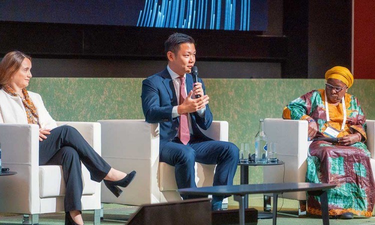 Managing Director RGE Group Anderson Tanoto Menjadi Pembicara Pada IUCN Leaders Forum 2023 di Jenewa