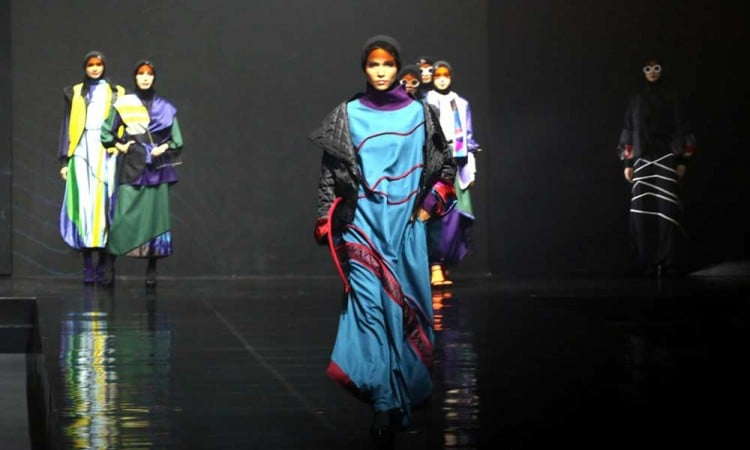 BSI Dorong Kemajuan Industri Fesyen di Indonesia Lewat Jakarta Muslim Fashion Week 2024