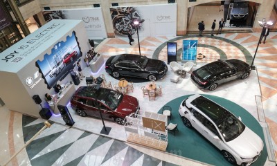 BMW Indonesia Tampilkan Kendaraan Listrik Dalam Acara BMW Group Electric Vehicle Exhibition 2023 di Plaza Senayan
