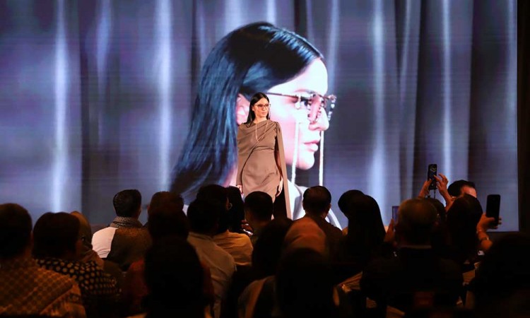 Optik Melawai Gelar Eyewear Fashion Show & Musical Entertainment 2023