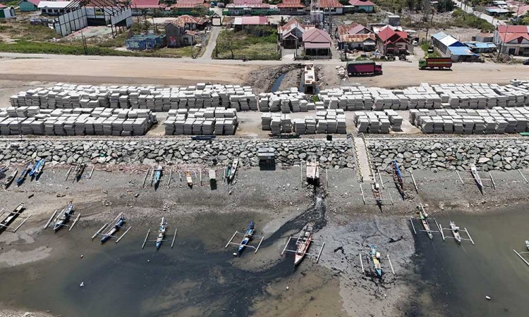 Pemerintah Merekonstruksi Kawasan Pesisir Pantai Teluk Palu Yang Terdampak Tsunami