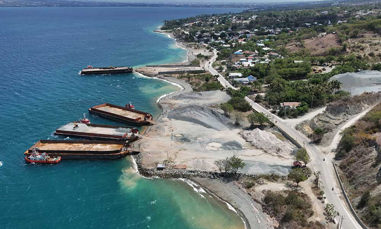 Potret Penambangan Batu dan Pasir di Kawasan Tambang Galian C di Palu Sulawesi Tengah