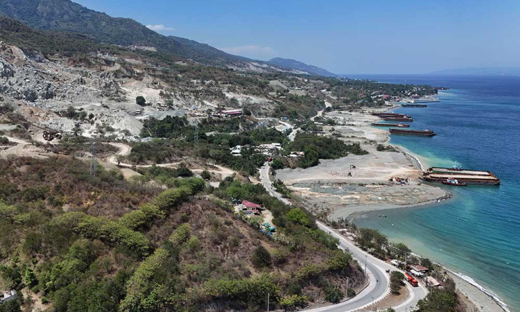Potret Penambangan Batu dan Pasir di Kawasan Tambang Galian C di Palu Sulawesi Tengah