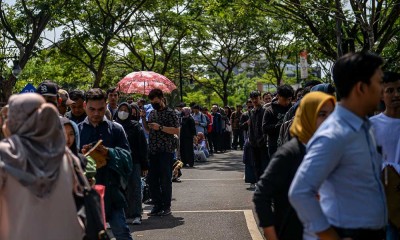 Ribuan Warga Bandung Ikuti Bursa Kerja di Kiara Artha park Bandung