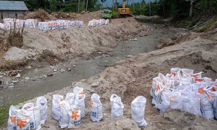 Sering Terjadi Banjir Bandang, Sungai di Sigi Sulawesi Tengah Mulai Membangun Tanggul