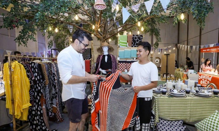 The Local Market Kembali Hadir Dengan Mengusung Tema Holiday Edition