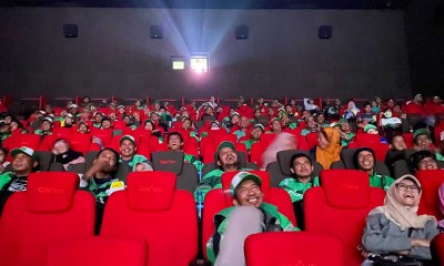 Ribuan Driver Grab dan Keluarganya di 14 Kota Nonton Bareng Film Srimulat