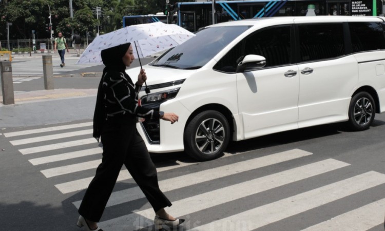 Perubahan Cuaca Panas dan Penurunan Curah Hujan