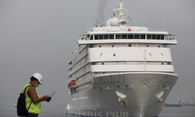 Kapal Pesiar Seven Seas Navigator Singgah di Surabaya