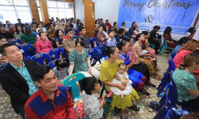 Ibadah Misa Hari Raya Natal di Aceh Barat