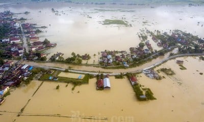 Kawasan Pemukiman Terendam Banjir di Jambi