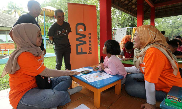 Penyerahan Donasi Berupa Alat Olahraga Kepada SOS Children’s Villages