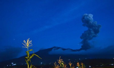 Gunung Marapi Kembali Erupsi, Semburkan Abu Vulkanik Membumbung Tinggi