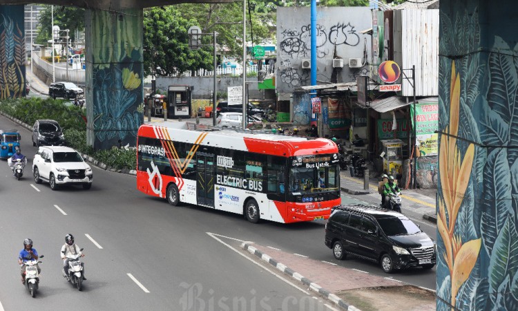 TransJakarta Akan Menambah 200 Bus Listrik Pada Tahun Ini