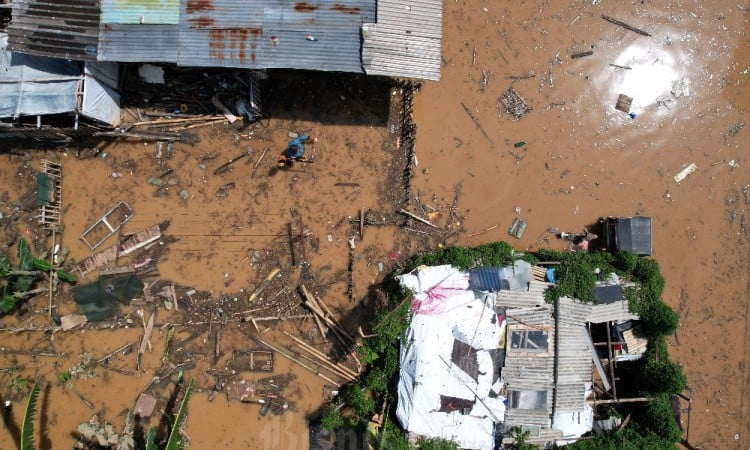 Banjir Merendam Sejumlah Wilayah di Kabupaten Bandung