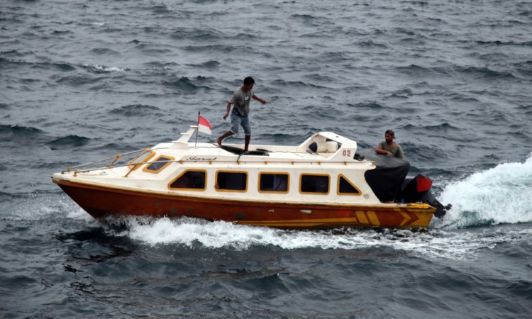 Cuaca Buruk, KSOP Kelas II Ternate Provinsi Maluku Utara Memberlakukan Sistem Pelayaran Buka Tutup