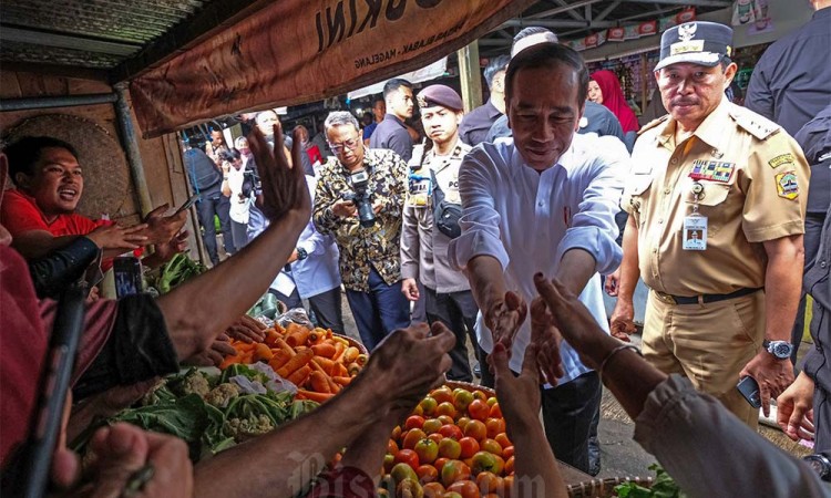 Presiden Jokowi Kunjungi Pasar Mungkid
