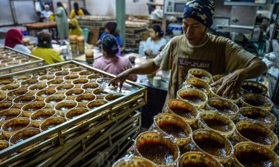 Produksi Dodol Keranjang di Bandung