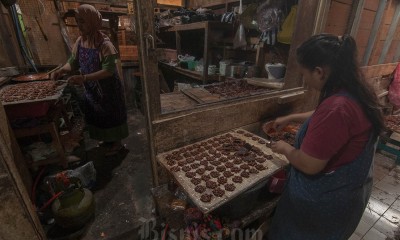 Produksi Makanan Tradisional Ampyang di Salatiga