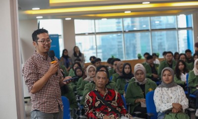 Mahasiswa Fakultas Ilmu Komunikasi UPN Vateran Jogjakarta Kunjungi Kantor Bisnis Indonesia Group