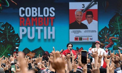 Capres-cawapres nomor urut 3 Ganjar Pranowo dan Mahfud MD menggelar kampanye akbar di Benteng Vastenburg, Solo, Jawa Tengah.
