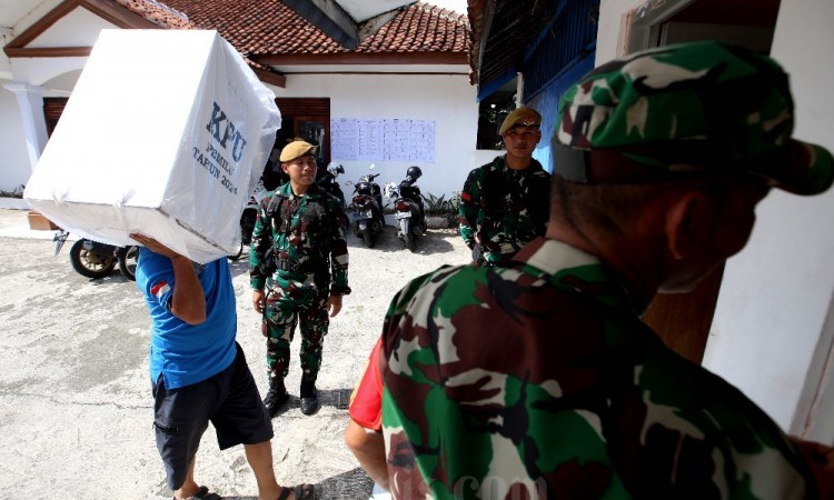 Pengiriman Logistik Pemilu di Kota Bandung