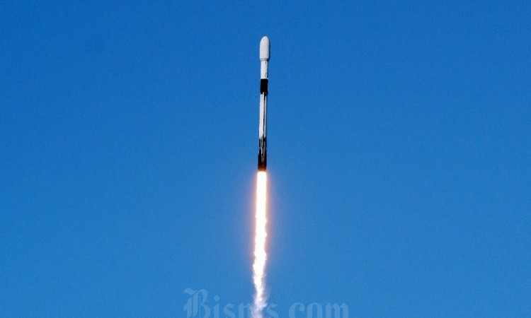 Detik-detik Peluncuran Satelit Merah Putih 2