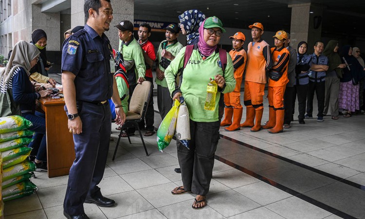 Pangan Murah Bulog Siaga di Jakarta