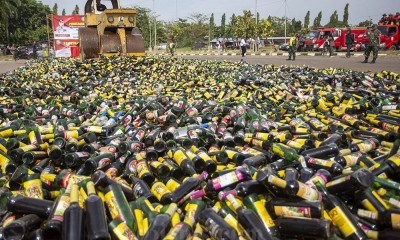 Pemusnahan Ribuan Minuman Keras