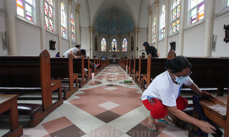 Bersih Gereja Sambut Paskah