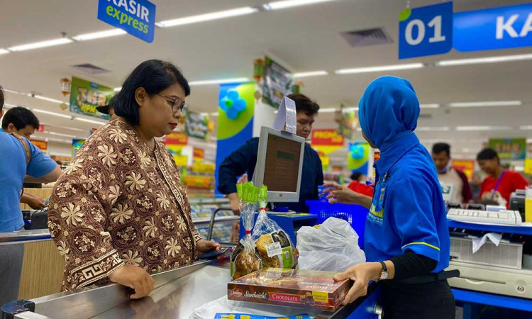 Hyfresh Resmi Beroperasi di Istana Plaza