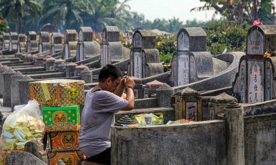 Warga Tionghoa di Sumatra Utara Lakukan Ritual Ceng Beng