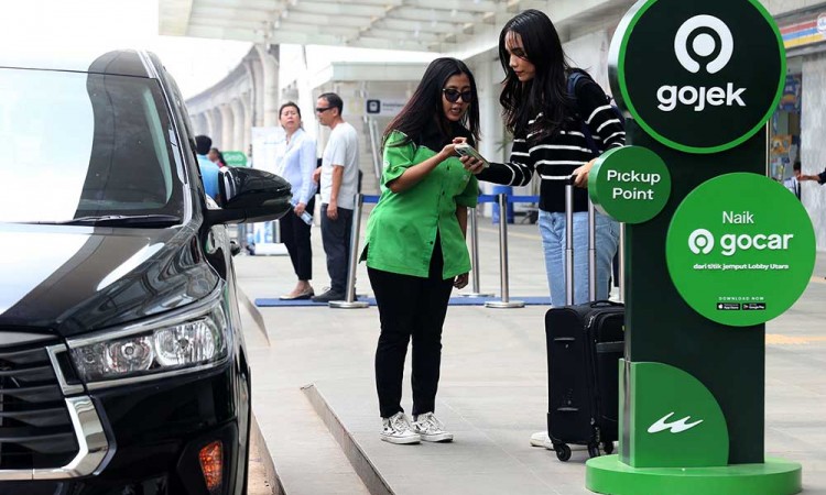 Peresmian Customer Lounge Untuk Pengguna Gojek di Stasiun Whoosh Halim