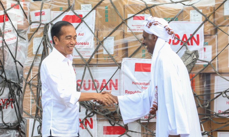 Presiden Joko Widodo Lepas Bantuan Kemanusiaan Untuk Mesir dan Sudan