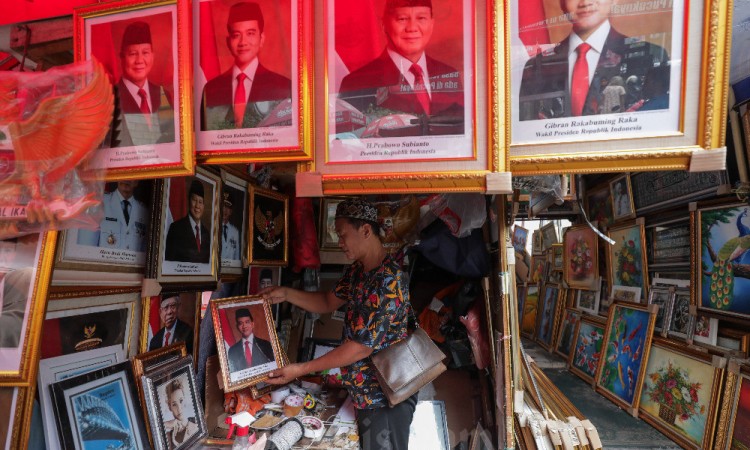 Foto Prabowo Subianto dan Gibran Rakabuming Raka Mulai Dijualbelikan