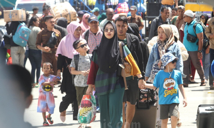 Penumpang Pelni Terus Meningkat