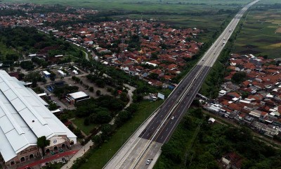 Arus mudik di Jalan Tol Trans Jawa terpantau lancar seiring dihentikannya skema lalu lintas satu jalur (one way).